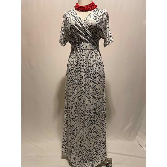 Fashion Size 1X White Print Dress - Picture 1 of 3